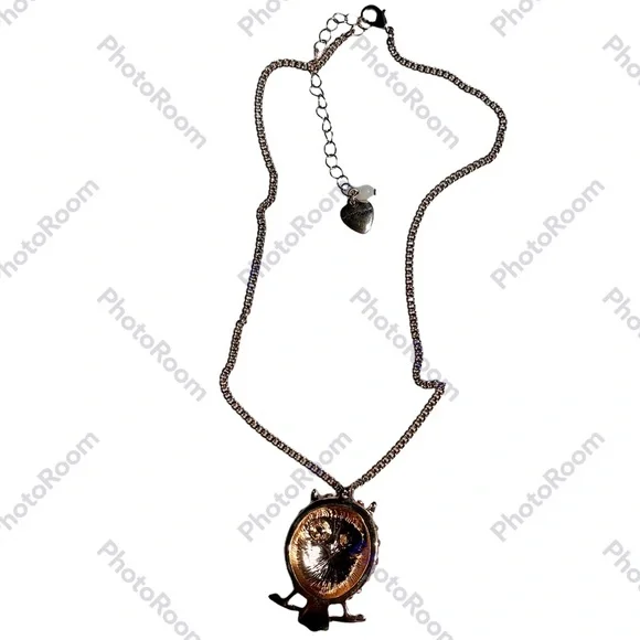 Betsey Johnson owl pendant filled with rhinestones on beautiful chain - Picture 5 of 11